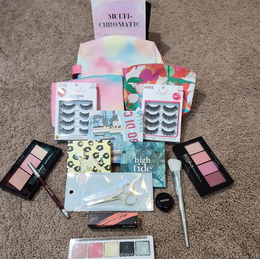 Makeup bundle